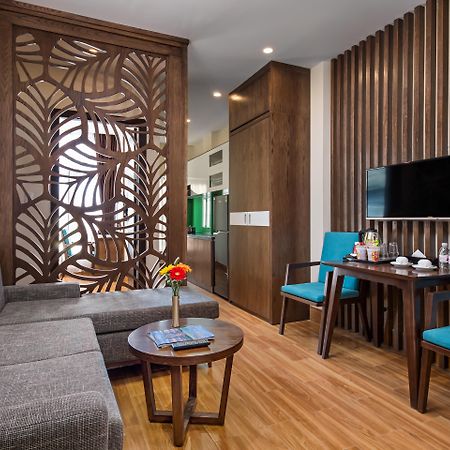 Ancyra Capsule Hotel - Backpackers Paradise & Rooftop Bar Da Nang Exterior foto